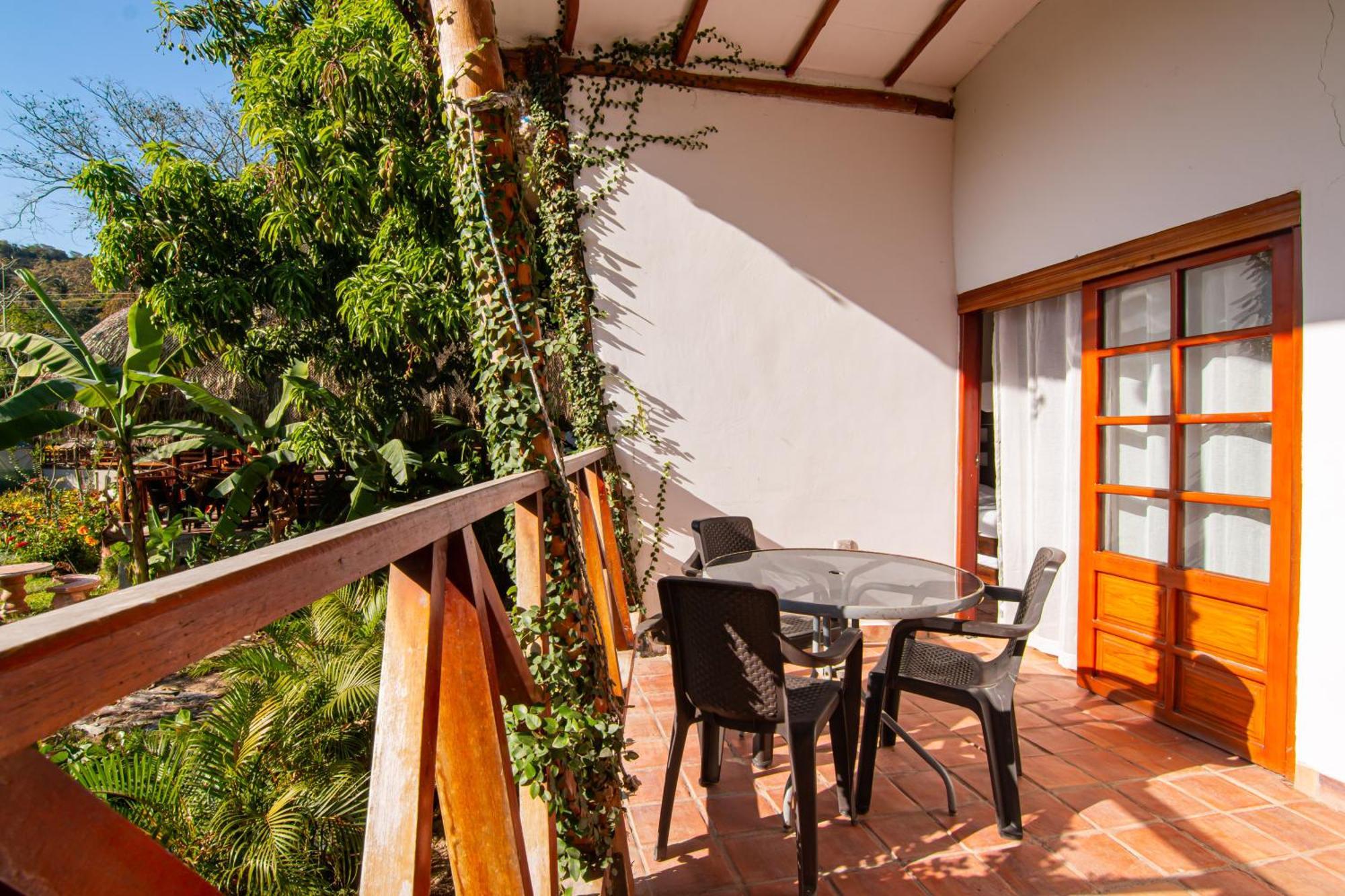 Portales Del Tayrona Garden Hotel Calabazo  Exterior photo